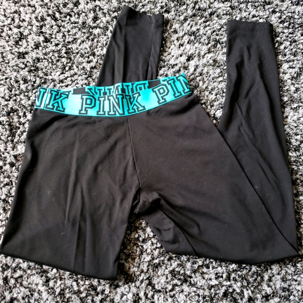 PINK yoga leggings